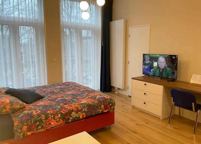 Aristoteles Apartments