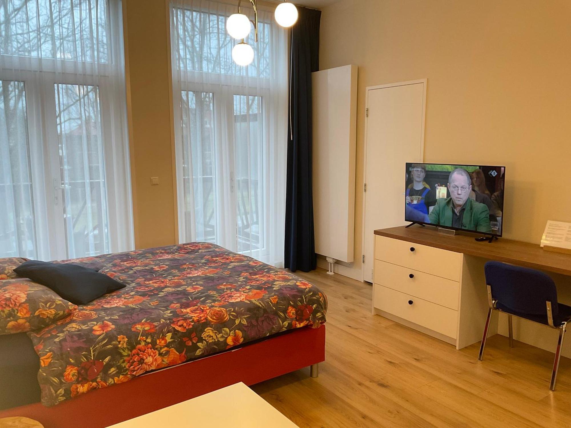 Aristoteles Apartment The Hague