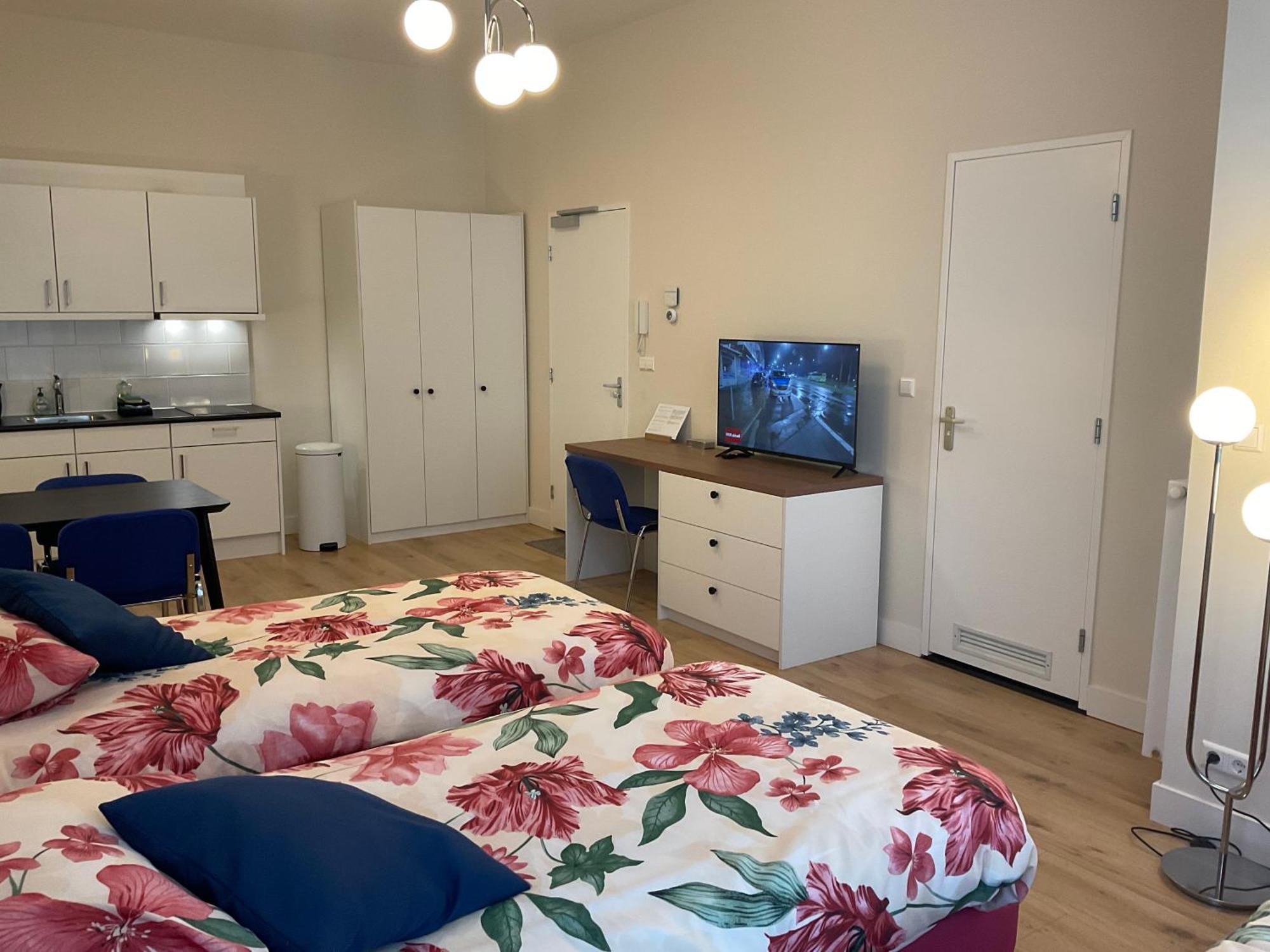 Aristoteles Apartment The Hague