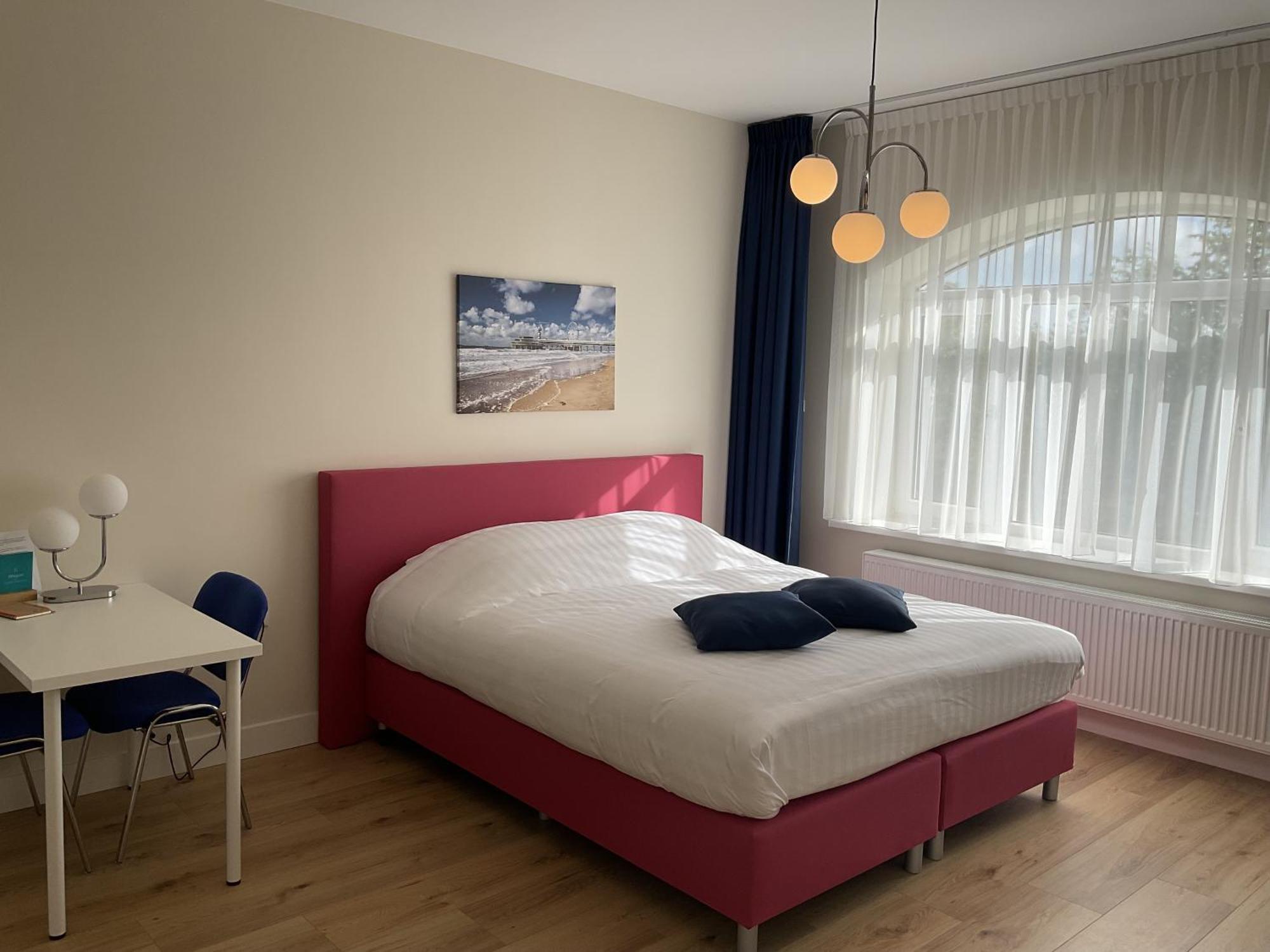 Aristoteles Apartment *